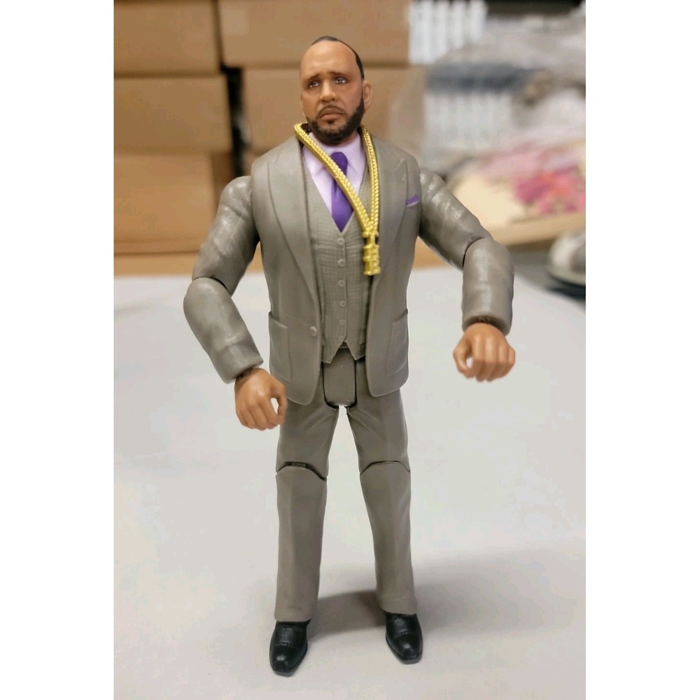 MVP WWE Mattel Basic Superstars Series 128 Wrestling Figure Excellent!